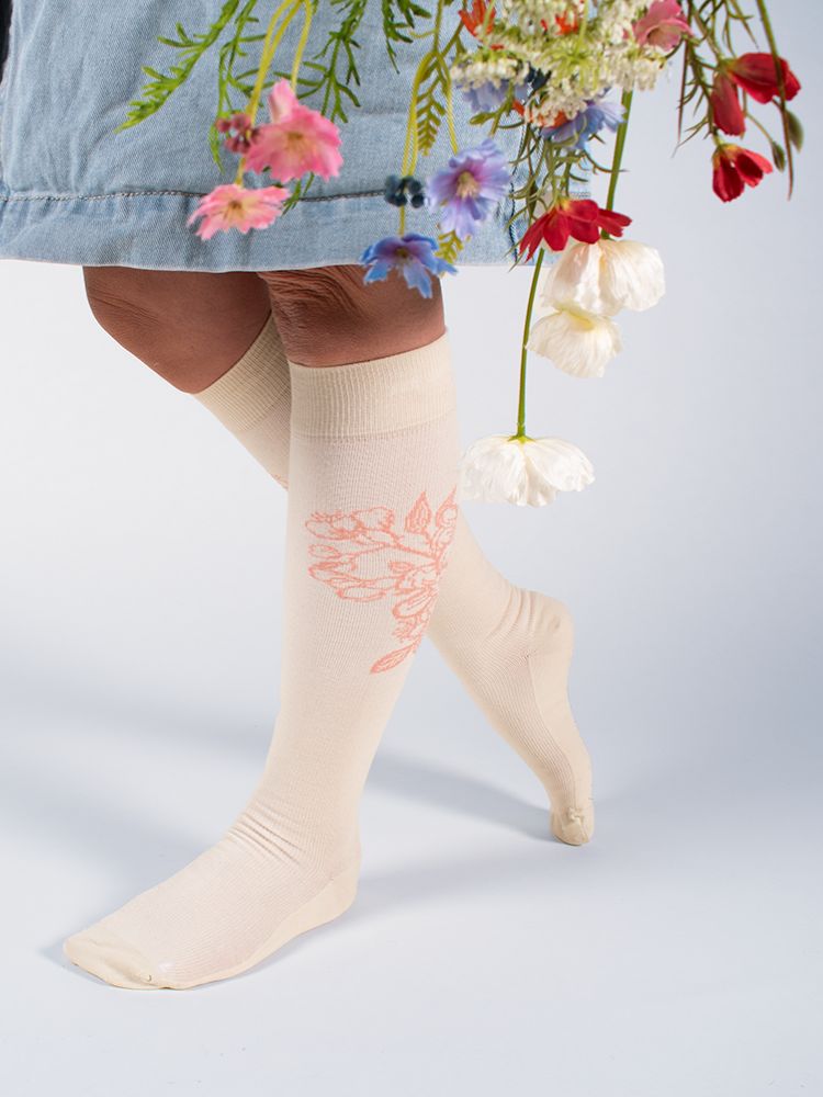 ORGANIC COTTON COMPRESSION STOCKINGS, CHERRY BLOSSOM, OFF WHITE