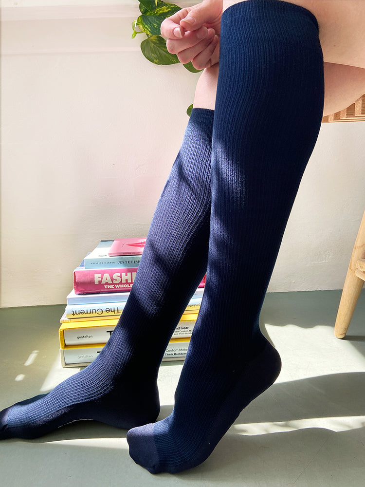 Bamboo compression stockings, navy blue