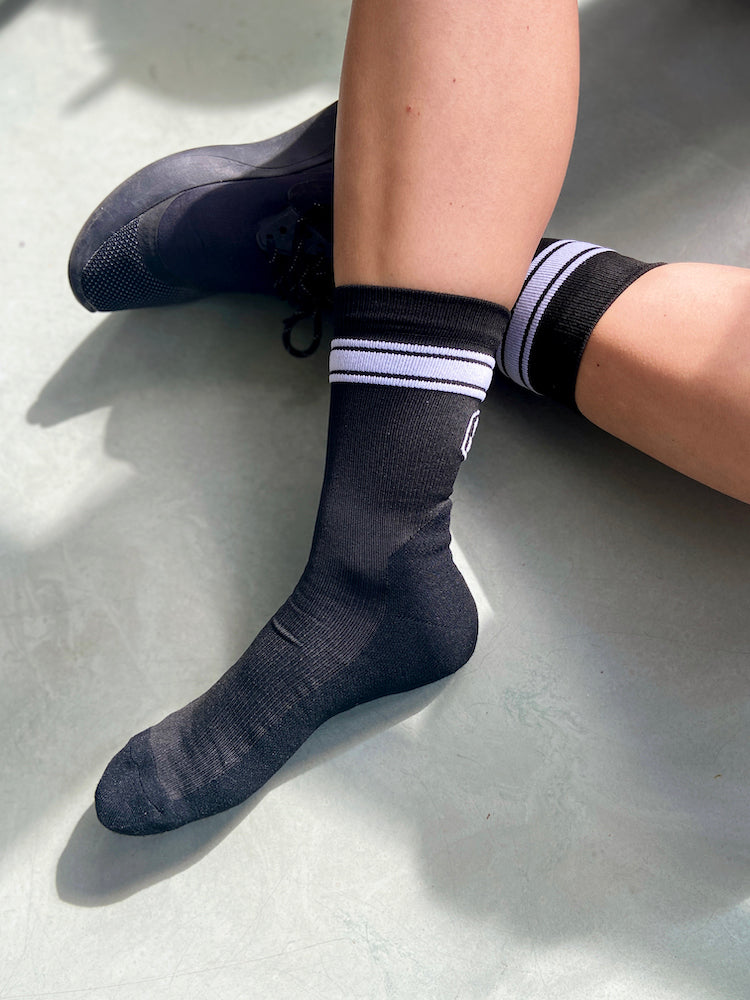 Sports compression crew socks with SoftAir, black