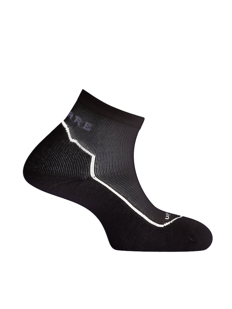 Sports compression ankle socks with CoolMax®, black